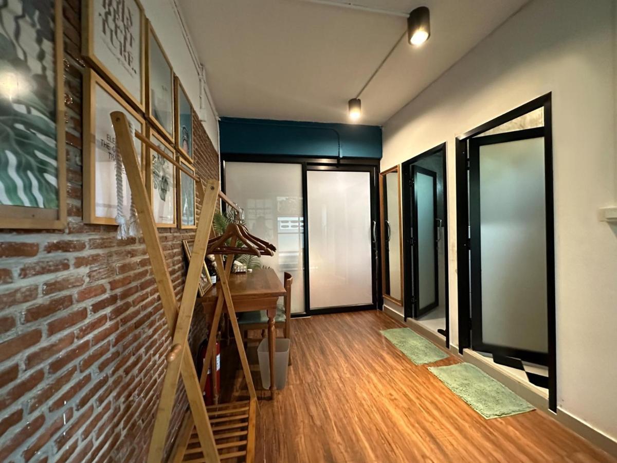 T-House Bkk 2Floors Near Bts With Swimming Pool And Free Wifi Hotel Bangkok Buitenkant foto