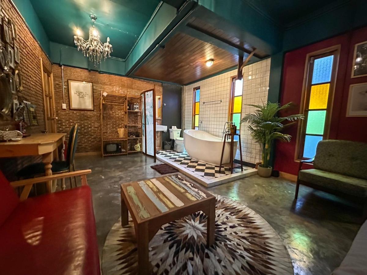 T-House Bkk 2Floors Near Bts With Swimming Pool And Free Wifi Hotel Bangkok Buitenkant foto