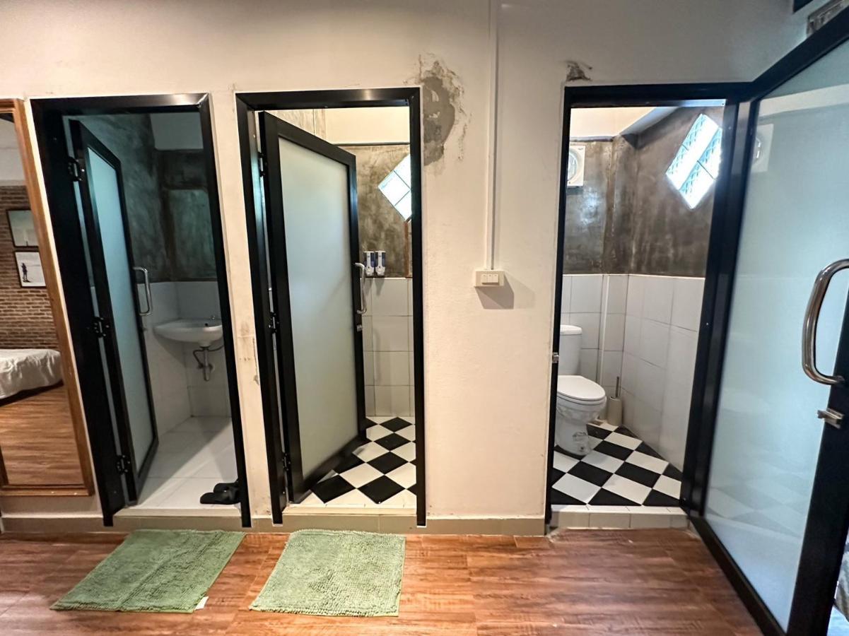 T-House Bkk 2Floors Near Bts With Swimming Pool And Free Wifi Hotel Bangkok Buitenkant foto