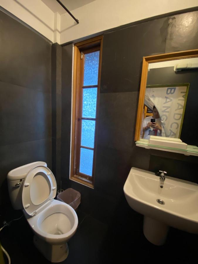 T-House Bkk 2Floors Near Bts With Swimming Pool And Free Wifi Hotel Bangkok Buitenkant foto
