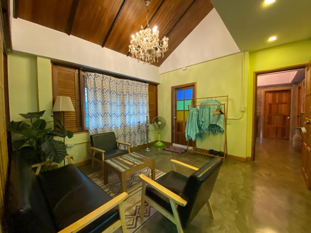 T-House Bkk 2Floors Near Bts With Swimming Pool And Free Wifi Hotel Bangkok Buitenkant foto